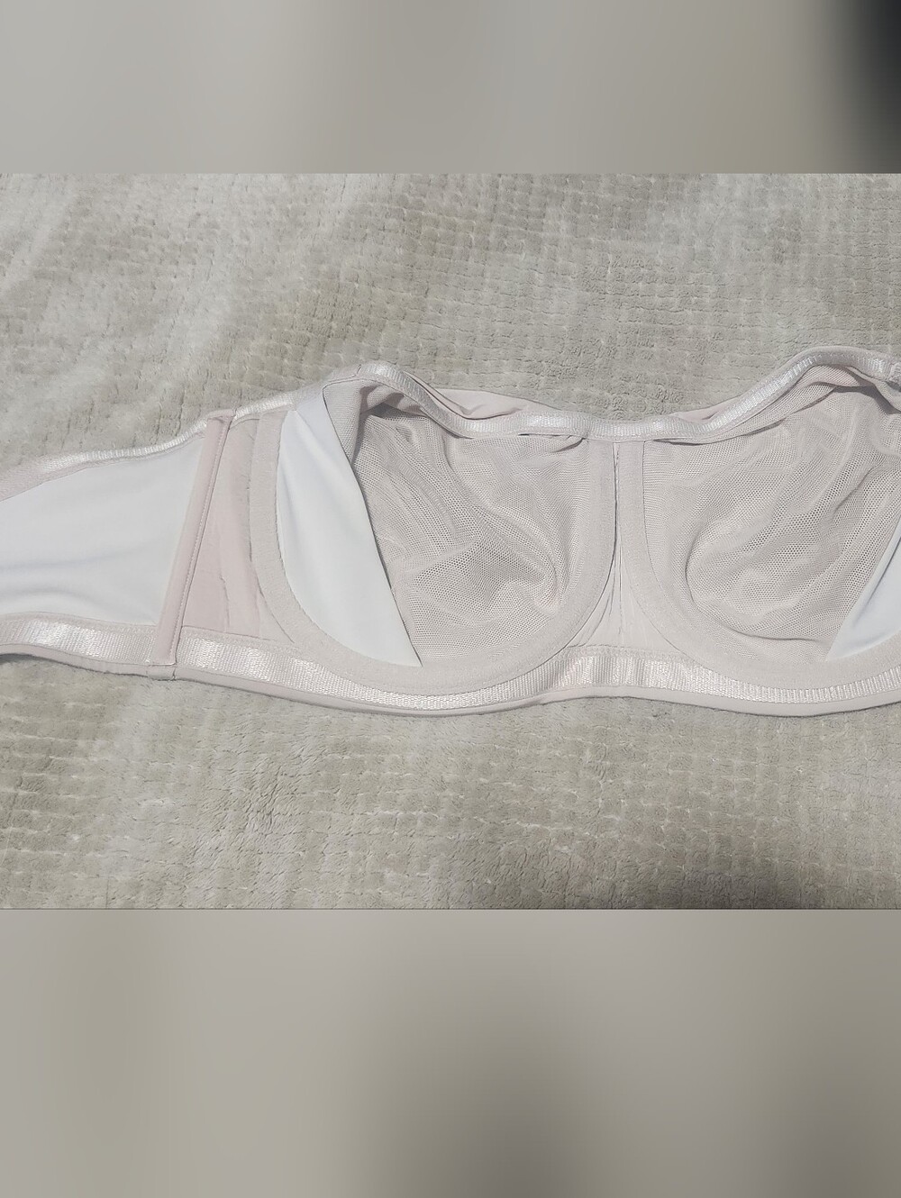 2 Torrid Strapless Bras 46c And 44c. Both Excellent Condition - Picture 10 of 11
